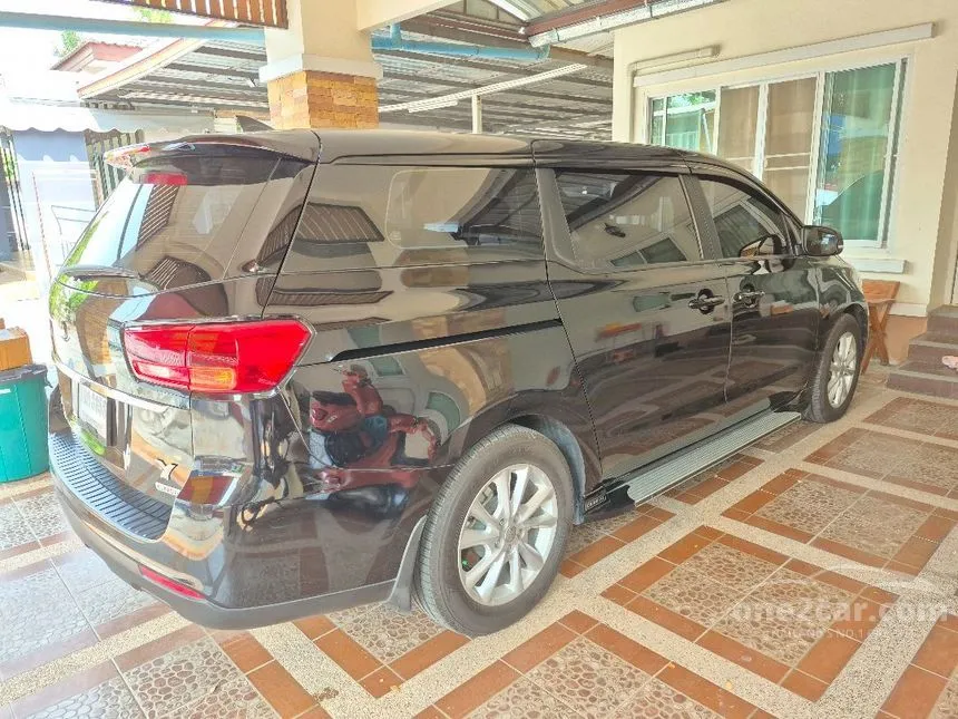 2023 Kia GRAND CARNIVAL LX Wagon