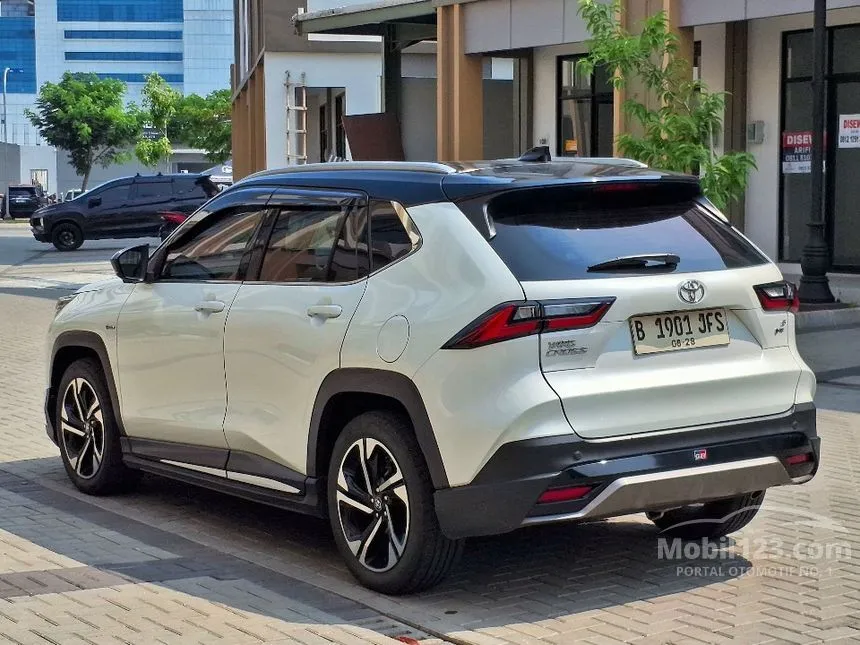 2023 Toyota Yaris Cross S HV (2 Tone) (Premium Colour) SUV