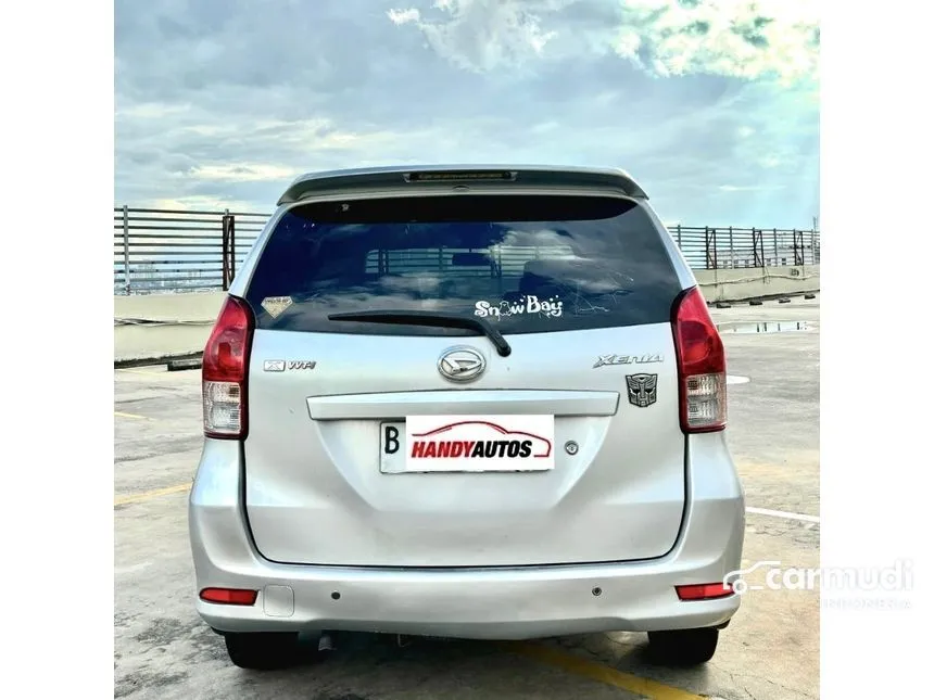 2014 Daihatsu Xenia X Standard MPV