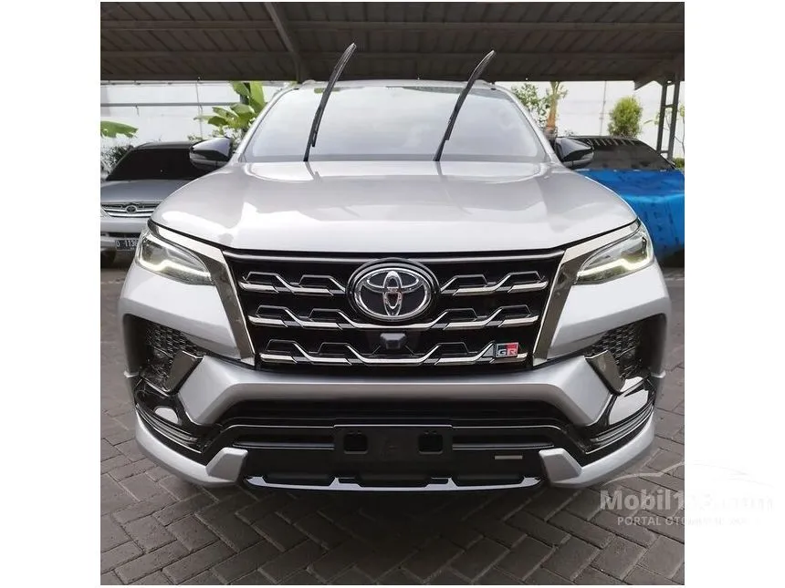 Jual Mobil Toyota Fortuner 2024 GR Sport 2.8 di Banten Automatic SUV Silver Rp 604.000.000