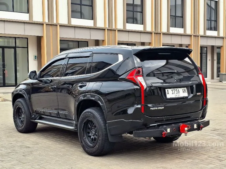 2019 Mitsubishi Pajero Sport Dakar 4X2 SUV