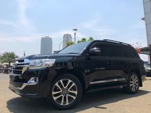 TOYOTA LAND CRUISER 4.5 DIESEL UK 2011 2012 DI RUBAH FACELIFT NEW MODEL 2018
BLACK ON BEIGE TDP 300JT