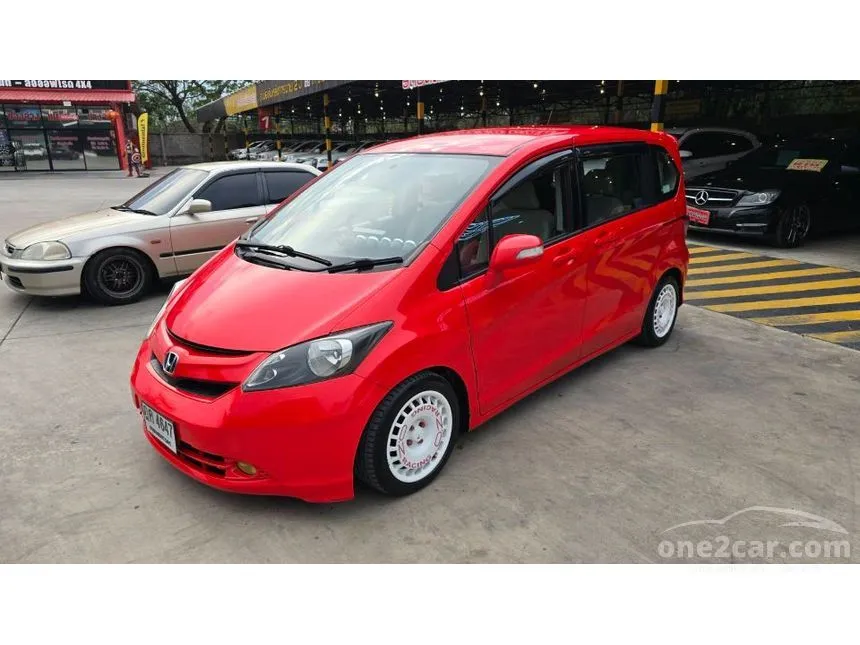 2010 Honda FREED E Wagon