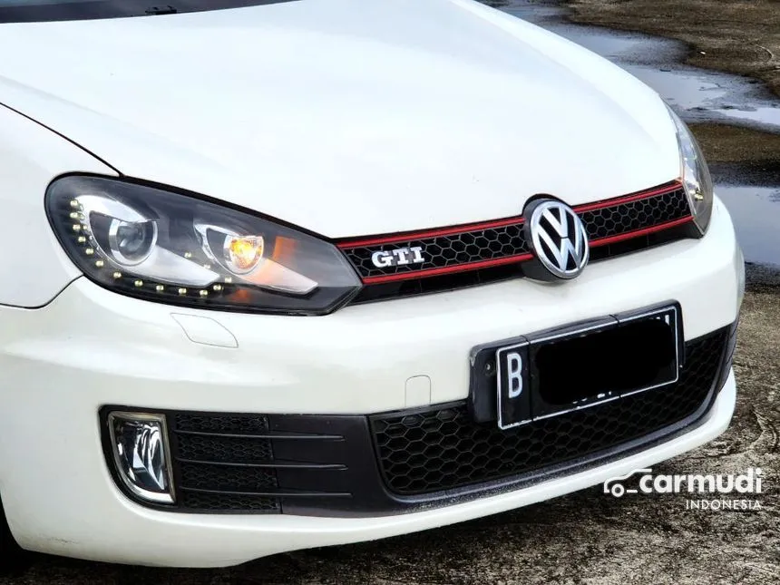 2010 Volkswagen Golf GTi Hatchback