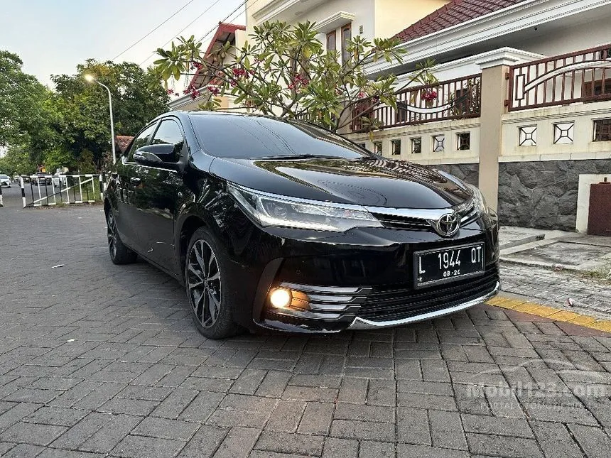 Jual Mobil Toyota Corolla Altis 2019 V 1.8 di Jawa Timur Automatic Sedan Hitam Rp 260.000.000