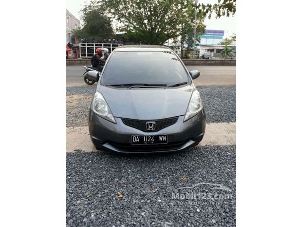 Honda Jazz Mobil Bekas Baru dijual di Indonesia - Dari 2 