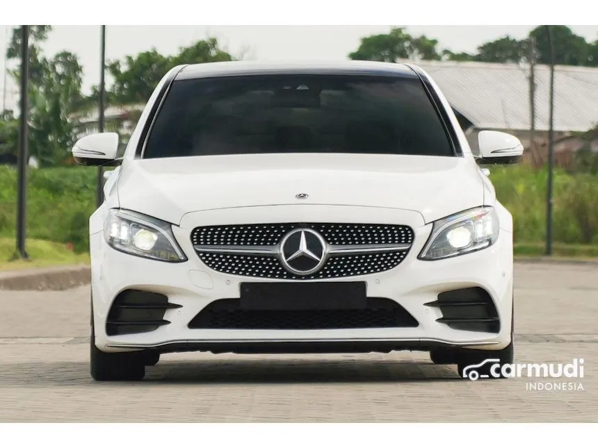 2019 Mercedes-Benz C300 AMG Line Sedan