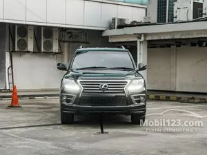 2014 Lexus LX 570 5.7 SUV