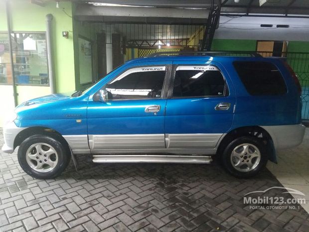 Daihatsu Taruna Mobil bekas dijual di Jawa Timur 