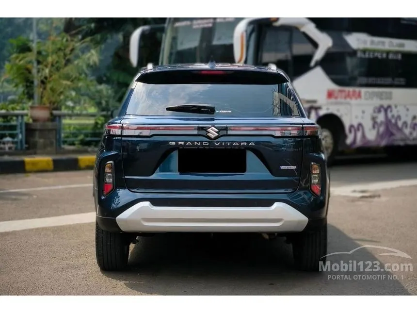 2024 Suzuki Grand Vitara GX SUV
