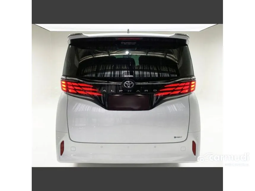 2024 Toyota Alphard HEV MPV