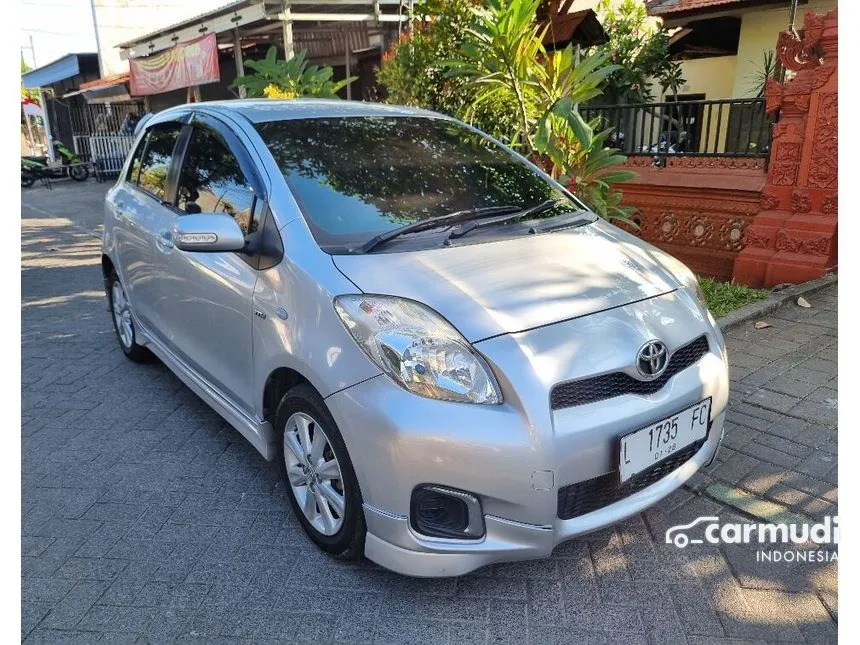 2012 Toyota Yaris E