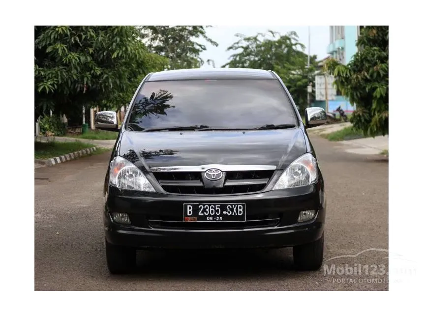 Jual Mobil Toyota Kijang Innova 2005 V 2.0 di DKI Jakarta Automatic MPV Hitam Rp 105.000.000