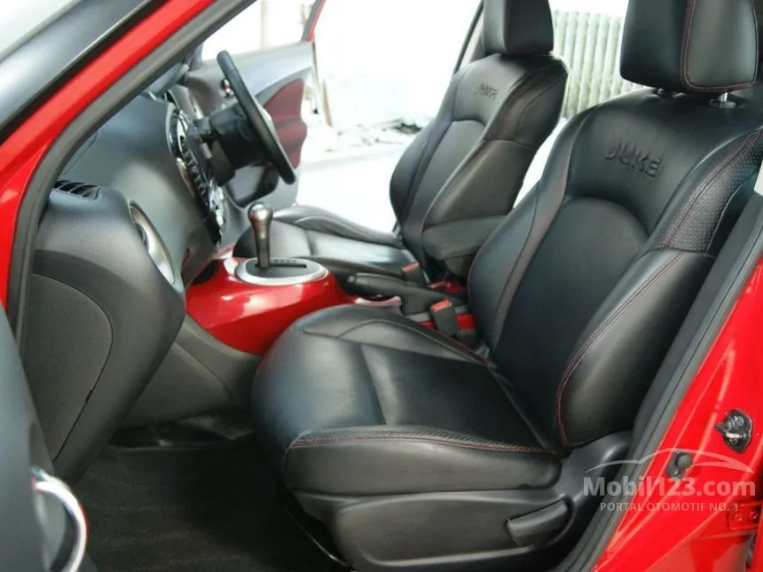 2016 Nissan Juke RX Red Interior Revolt SUV