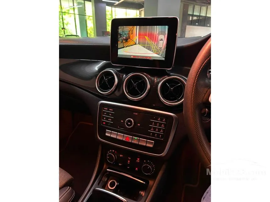 2016 Mercedes-Benz CLA200 Urban Coupe
