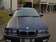 1998 BMW 318i 1.8 1.8 Manual Sedan