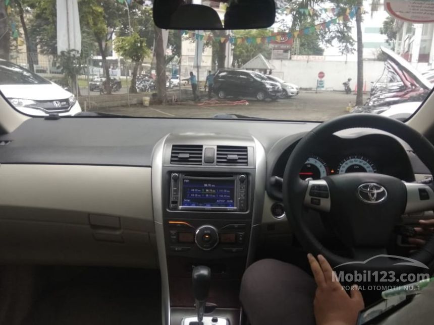 Jual Mobil  Toyota Corolla Altis  2012  V 2 0 di DKI Jakarta  