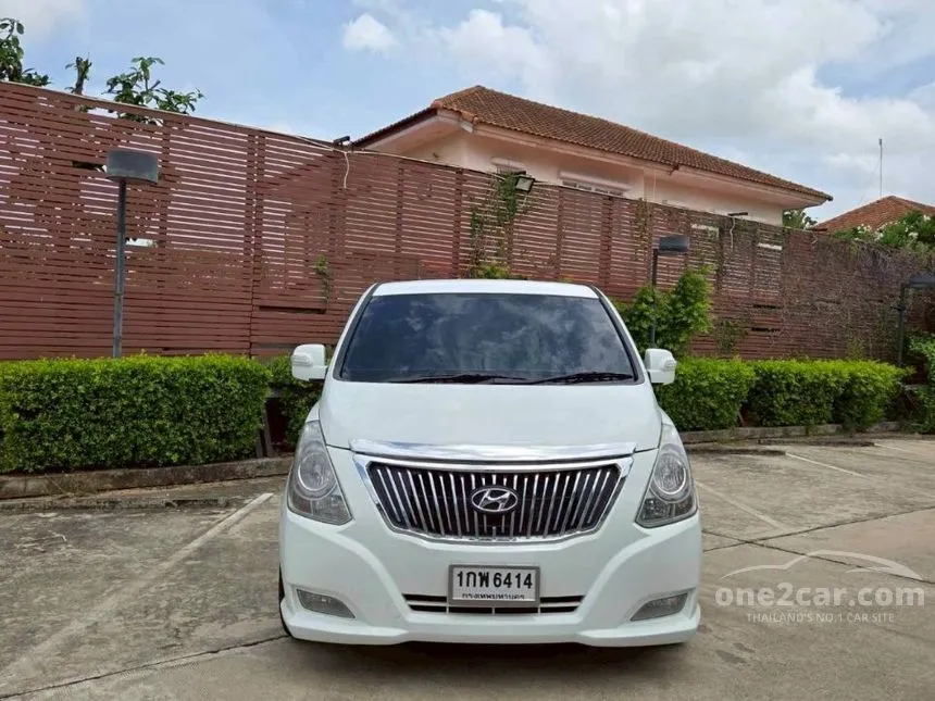 2013 Hyundai GRAND STAREX VIP Wagon