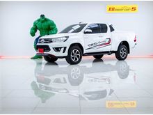 2016 Toyota Hilux Revo 2.4 SMARTCAB SMARTCAB TRD Sportivo Pickup MT