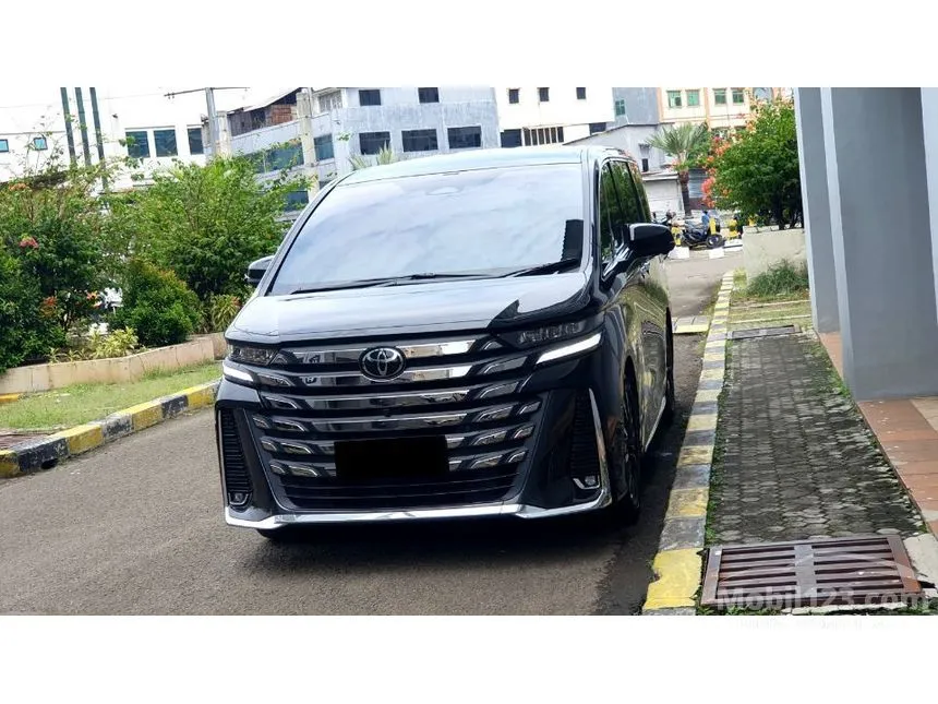2024 Toyota Vellfire HEV VIP (Premium Color) MPV