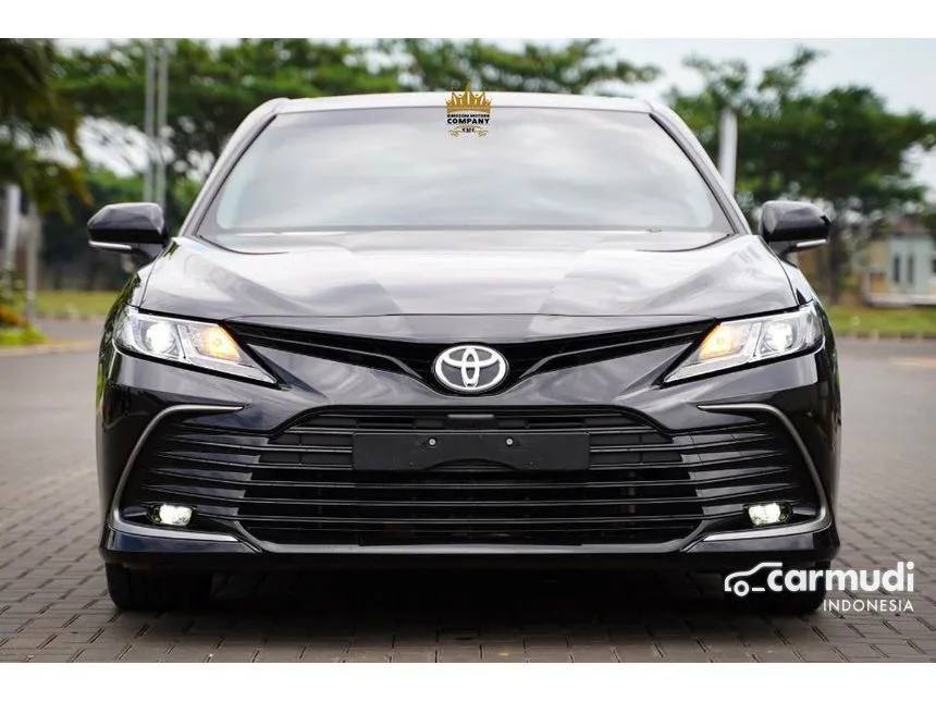 2022 Toyota Camry V Sedan