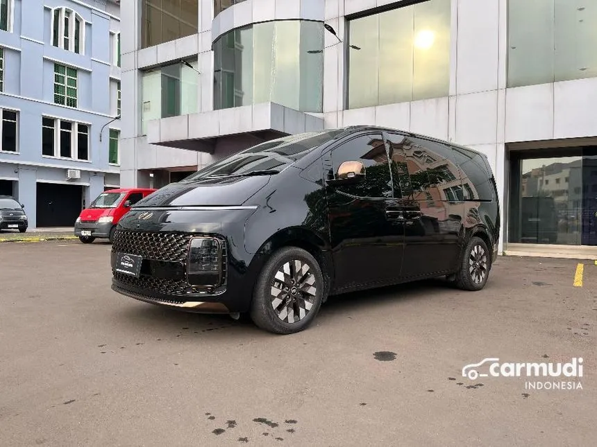 2022 Hyundai Staria Signature 7 MPV
