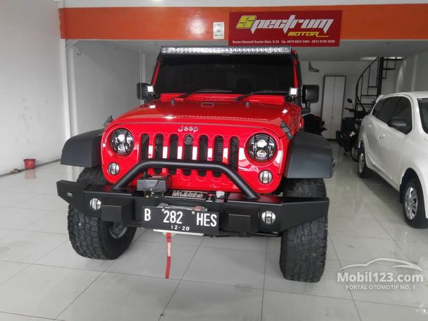 Jeep Wrangler Rubicon Unlimited Mobil bekas dijual di Jeep Wrangler Rubicon Unlimited Mobil bekas dijual di