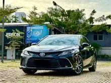 2021 Toyota Camry 2.5 V Sedan register 2022