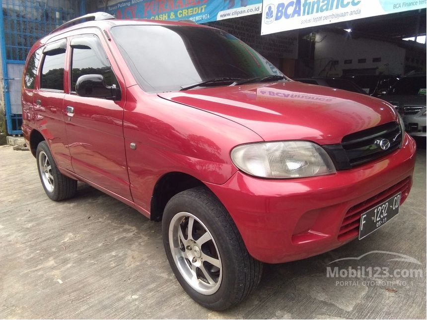 Jual Mobil Daihatsu  Taruna  2004 CL 1 5 di Jawa Barat 