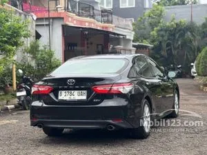 2020 Toyota Camry 2.5 V Sedan