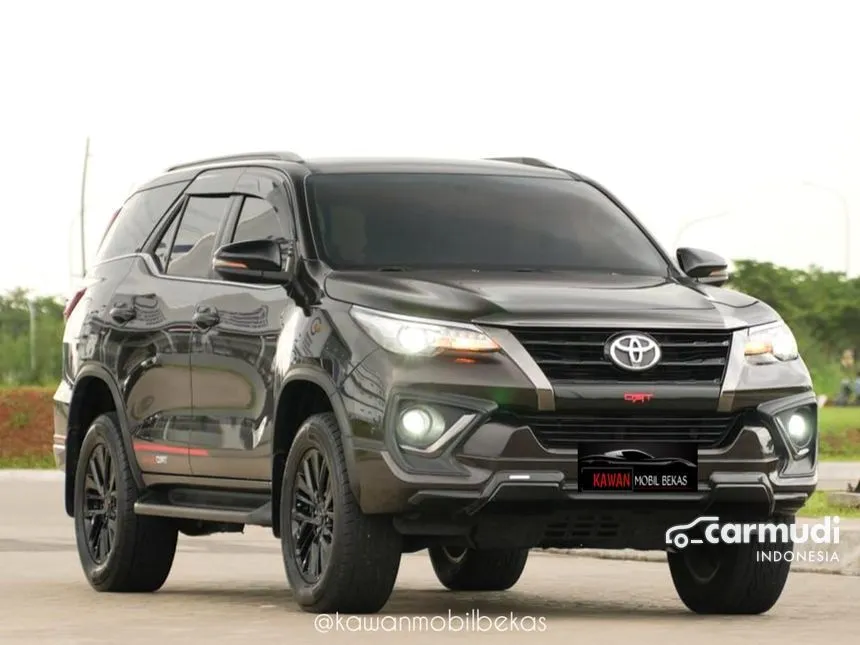 2020 Toyota Fortuner VRZ TRD 4X2 SUV