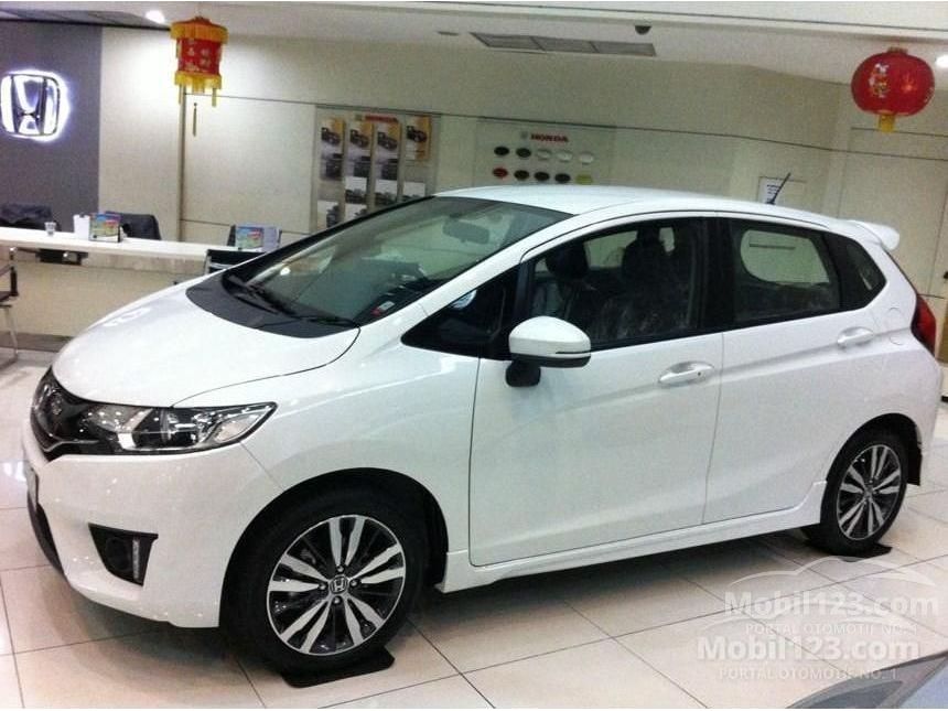 Jual Mobil Honda Jazz 2016 Rs 1 5 Di Dki Jakarta Automatic Hatchback Putih Rp 264 500 000 3056242 Mobil123 Com