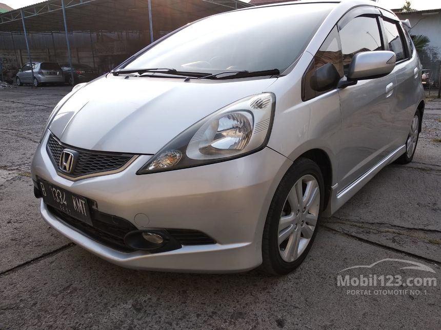 Jual Mobil  Honda Jazz  2010  RS  1 5 di Jawa Barat Automatic 