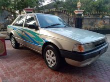 1990 Ford Laser 1.8 1.8 Manual Sedan