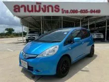 2014 Honda JAZZ 1.3 (ปี 14-22) Hybrid Hatchback