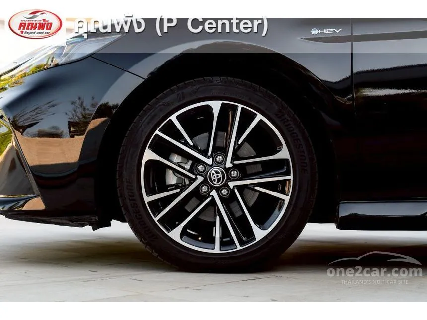 2026 Toyota CAMRY HEV Premium Luxury Sedan