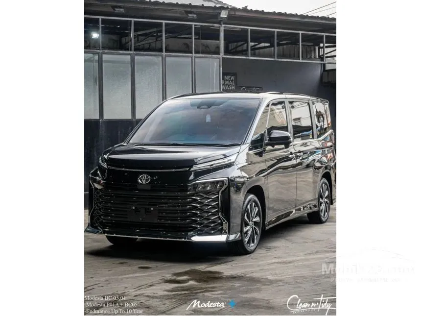 Jual Mobil Toyota Voxy 2023 2.0 di Banten Automatic Van Wagon Hitam Rp 530.000.000