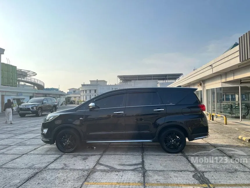 2018 Toyota Kijang Innova Venturer MPV
