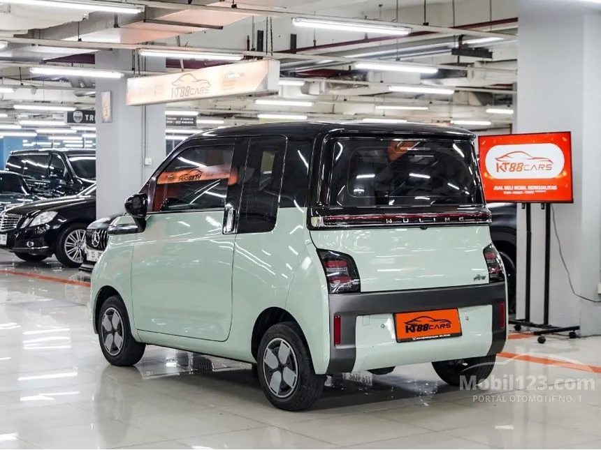 2023 Wuling Air EV Long Range Hatchback