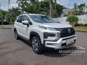 2023 Mitsubishi Xpander Cross 1.5 Premium MPV