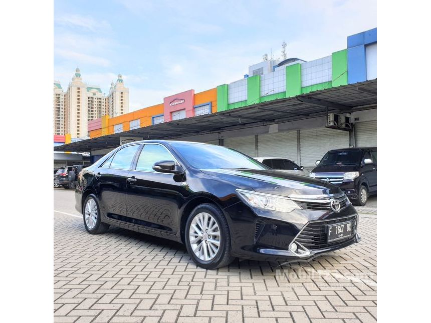 Jual Mobil  Toyota Camry  2021 V 2 5 di Jawa Barat Automatic 