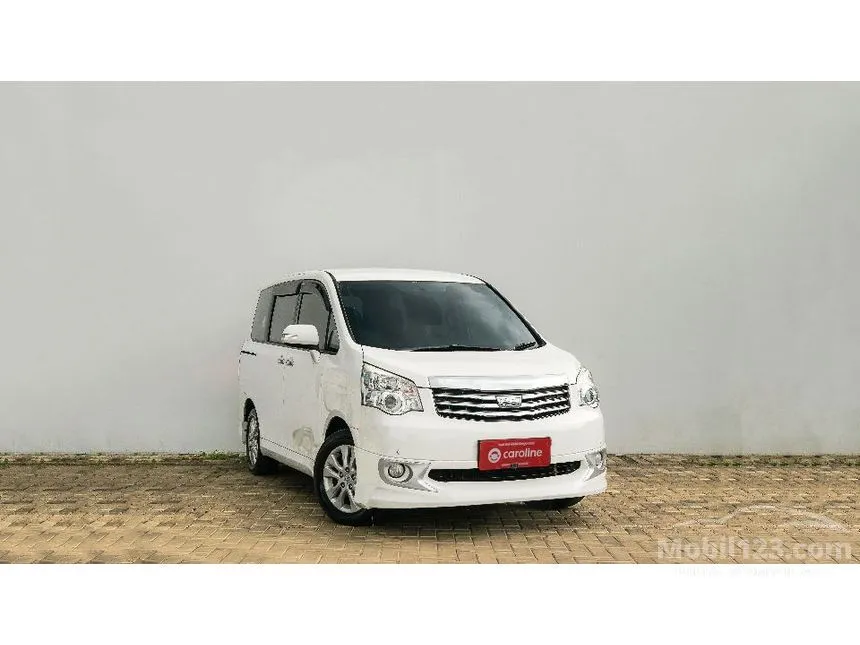 2017 Toyota NAV1 V Limited MPV