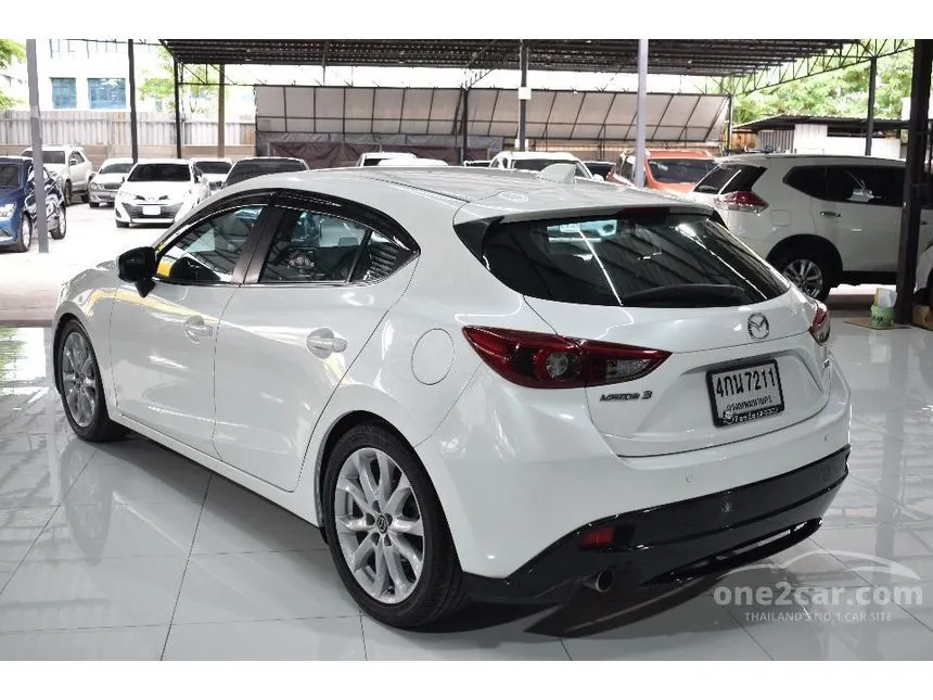2015 Mazda 3 S Sports Hatchback