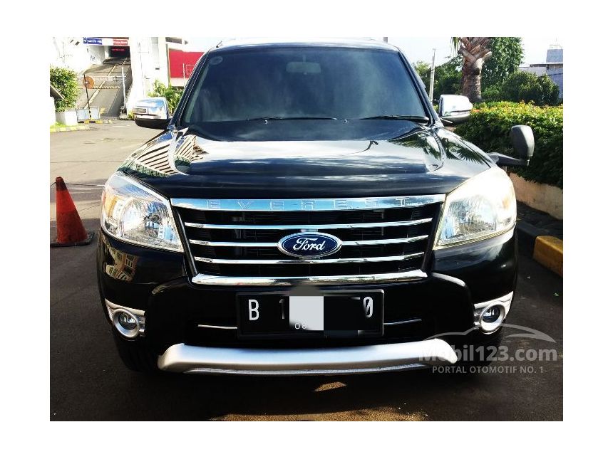 Jual Mobil  Ford  Everest 2009 XLT  2 5 di DKI Jakarta 