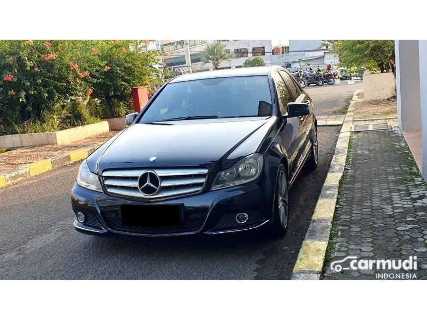 2013 Mercedes-Benz C200 CGI Sedan