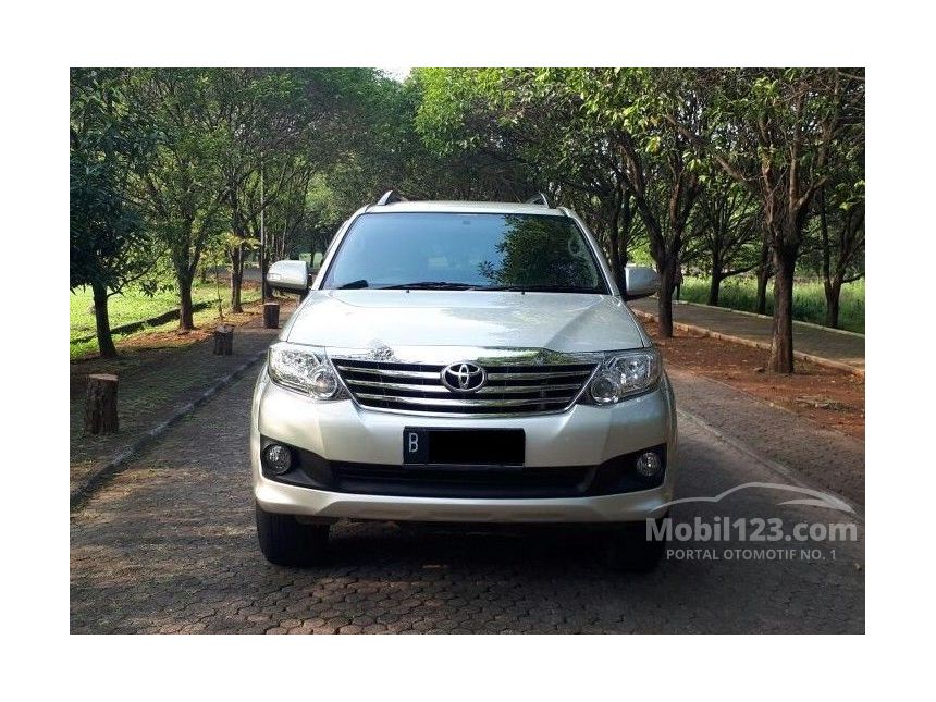 2012 Toyota Fortuner G SUV