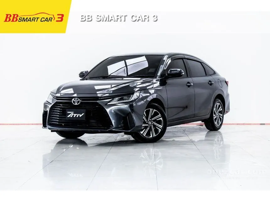 2023 Toyota Yaris Ativ Smart Sedan