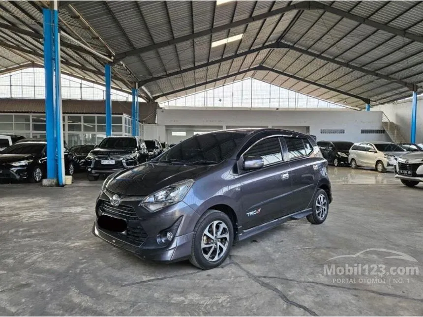 Jual Mobil Toyota Agya 2018 TRD 1.2 di Sumatera Utara Automatic Hatchback Abu
