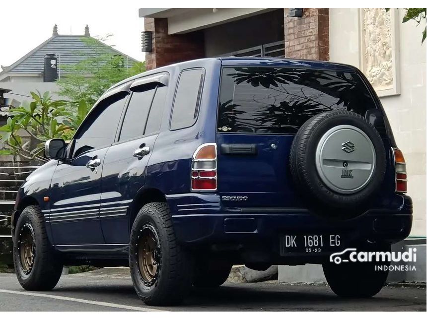 Suzuki escudo 2003