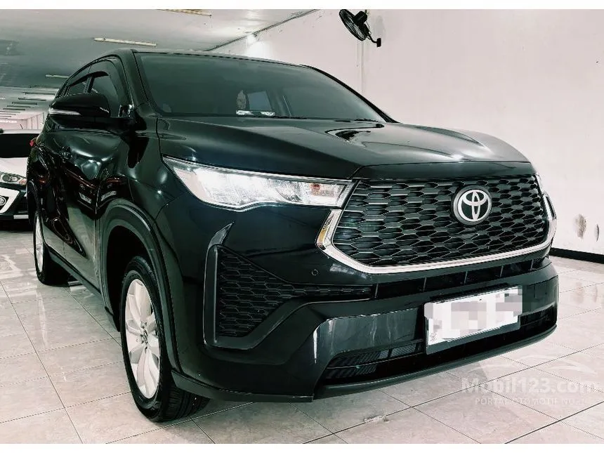2023 Toyota Kijang Innova Zenix V (Premium Color) MPV